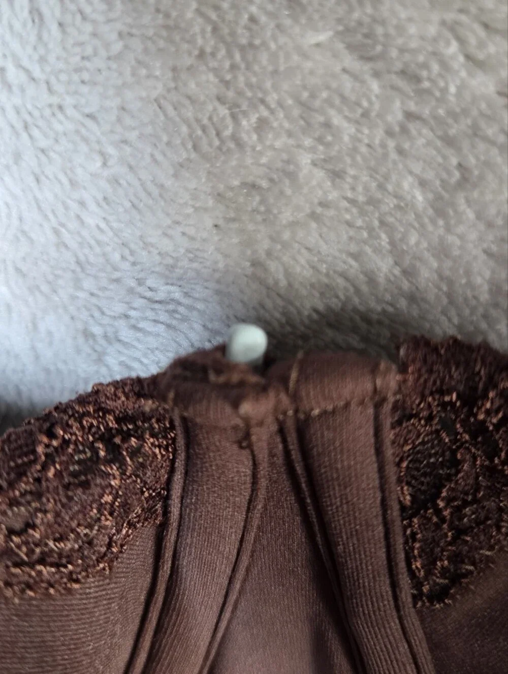 SKIMS Fits Everybody Lace Underwire Bra Cocoa Brown Size 38H FLAW - Picture 3 of 7